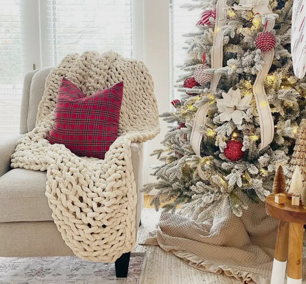 Chunky knit throw