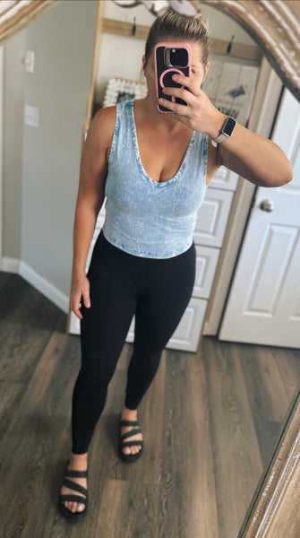 rts: Zenana WASHED COTTON V-NECK SLEEVELESS Tank