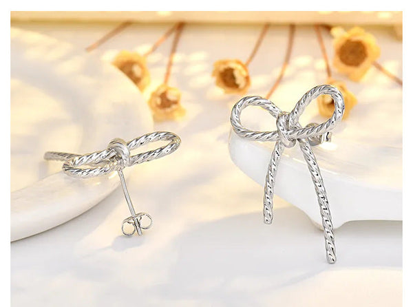 PREORDER: Twisted Bow Earrings 8.10.26 OSYM