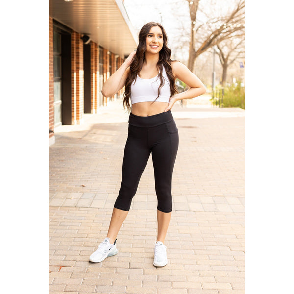 Ready to Ship | Sleek Pocket Collection - Capri Leggings