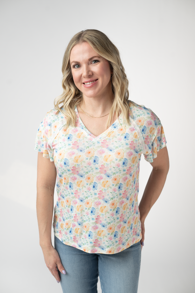 IN STOCK Raelynn V-Neck Top - Petal Gardens