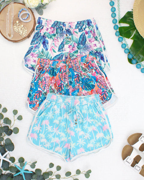 IN STOCK Nova Summer Shorts - Tropical Leaf
