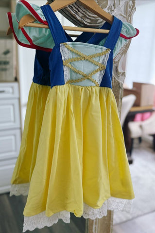 RTS: CHARACTER TWIRL DRESSES-